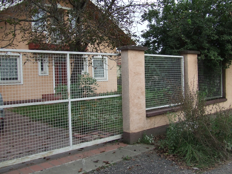 for rent house Szigetszentmiklós Lakihegy Budapest előváros 180 m<sup>2</sup> 200 ezer Ft / hó