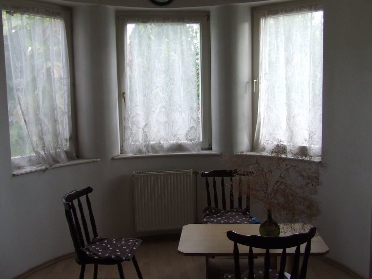 for rent house Szigetszentmiklós Lakihegy Budapest előváros 180 m<sup>2</sup> 200 ezer Ft / hó