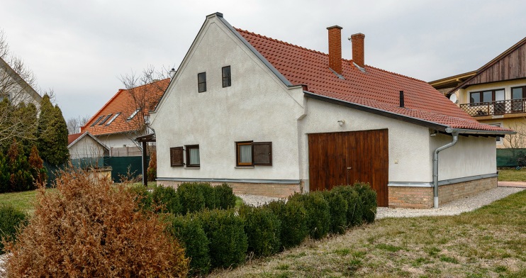 For sale house Vác Deákvár 90 m<sup>2</sup> 68.9 millió Ft
