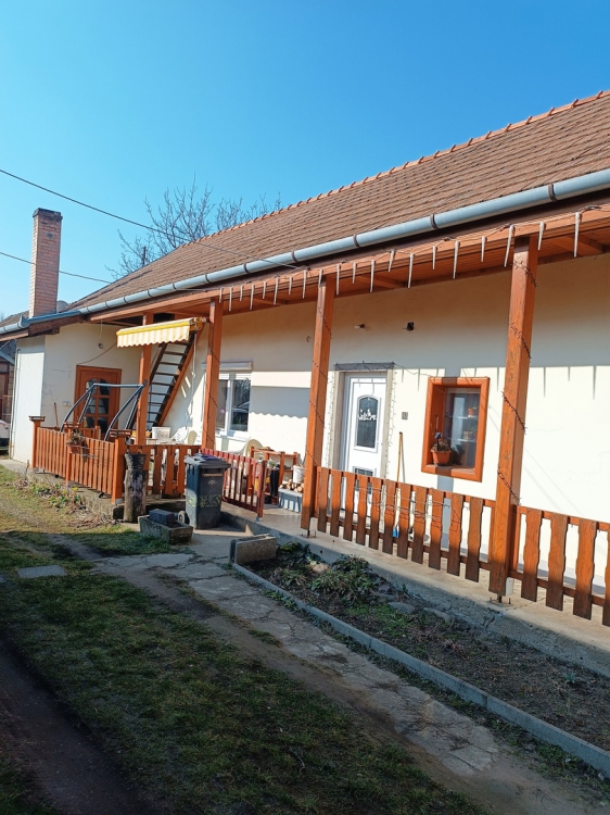 For sale house Vámosmikola Rákóczi út 22. 80 m<sup>2</sup> 34.3 millió Ft